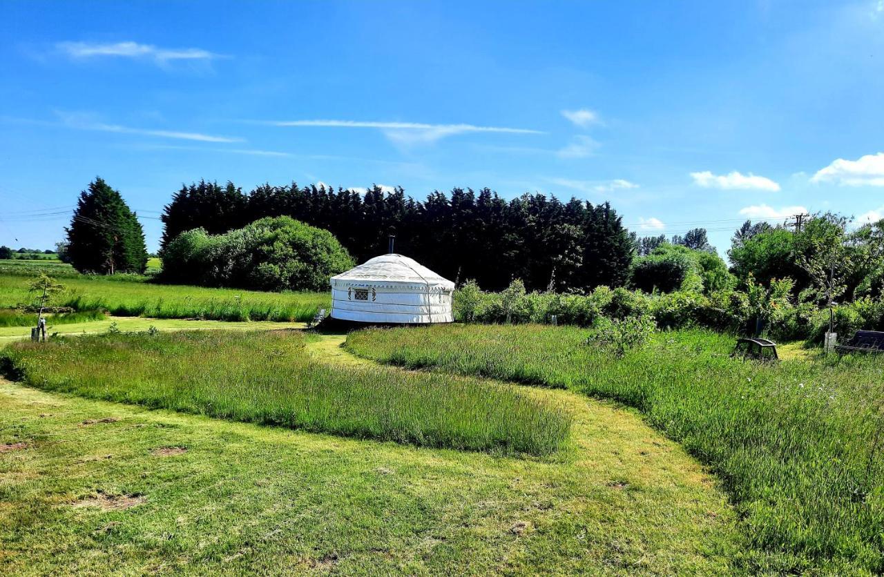 Cranfield Retreat & Glamping & Hobbit House Campsite *