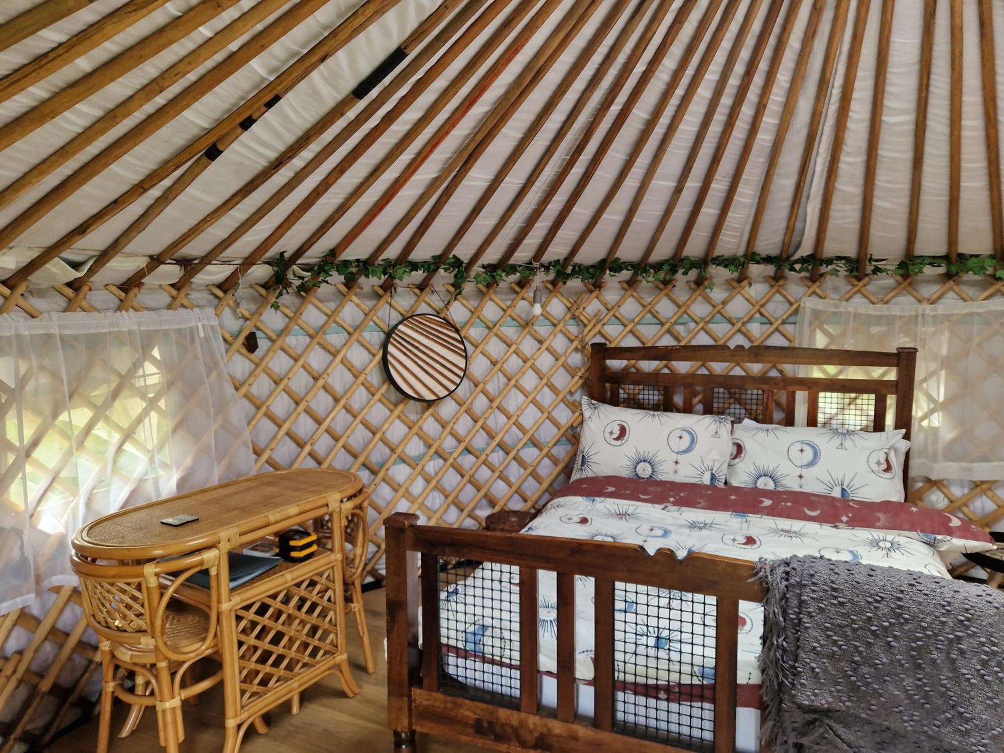 Campsite Cranfield Retreat & Glamping & Hobbit House Long Melford